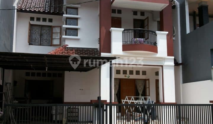 Rumah Cantik 2 Lantai Siap Huni di Kemang Pratama 3 Rawalumbu Bekasi