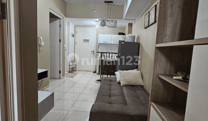 For Rent Cheap Price Springlake 2 Bedroom Furnished Apartment at Summarecon Bekasi Fully Furnished