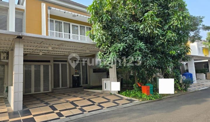 Rumah 2 Lantai di Cluster Maple Summarecon Bekasi