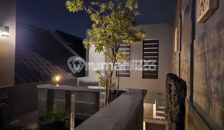Rumah Megah Tatar Candraresmi Kota Baru Parahyangan Bandung
