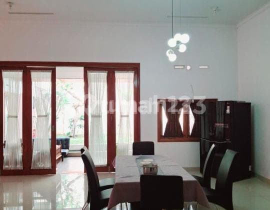 Rumah Posisi Mainroad Kota Baru Parahyangan Bandung