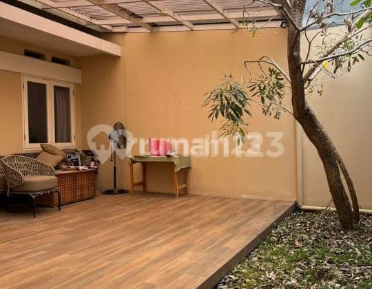 Comfortable House in Tatar Jingganagara, Baru Parahyangan City, Bandung