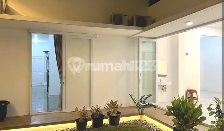 Rumah Cantik di Kota Baru Parahyangan Bandung