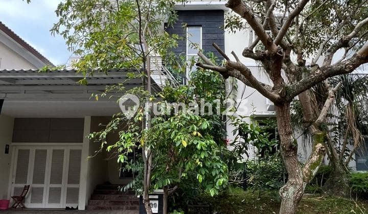 Rumah Megah di Tatar Ratnasasih Kota Baru Parahyangan Bandung