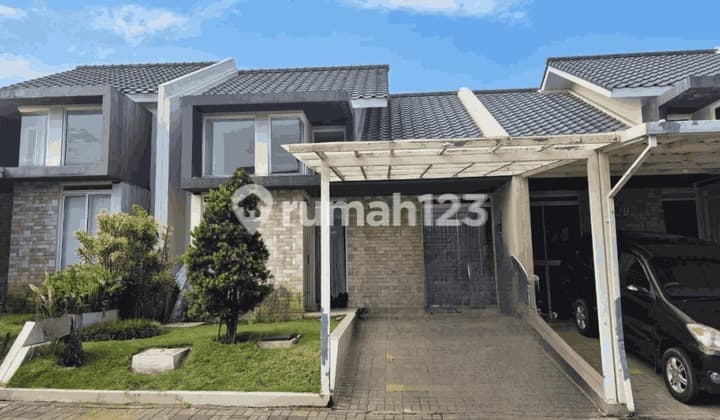 Rumah Asri Wangsakerta 2 Kota Baru Parahyangan Bandung