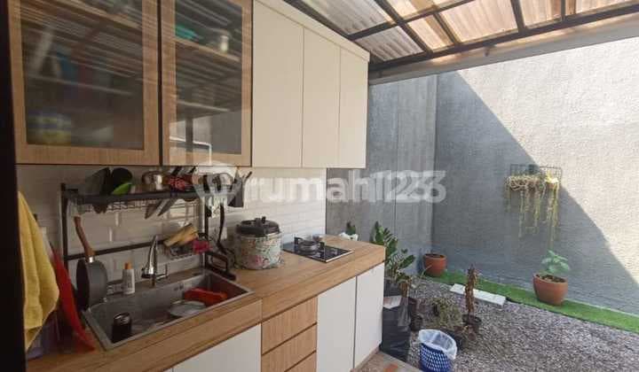 Rumah Minimalis di Tarubhawana Kota Baru Parahyangan Bandung