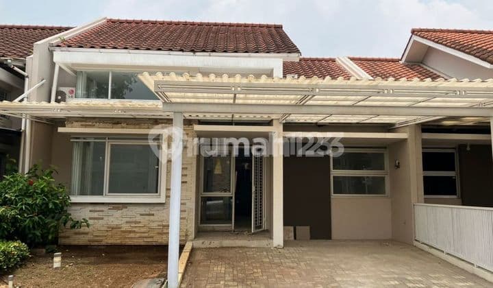 Rumah Bagus di Kota Baru Parahyangan Bandung