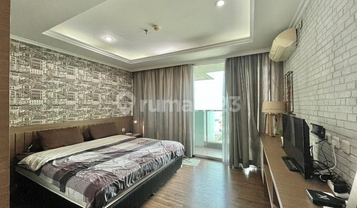 Studio Apartment Kemang Village High Floor Fully Furnished