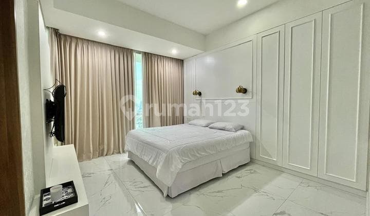 Kemang Village Residence 4BR Renovated to 3BR Furnish High Floor