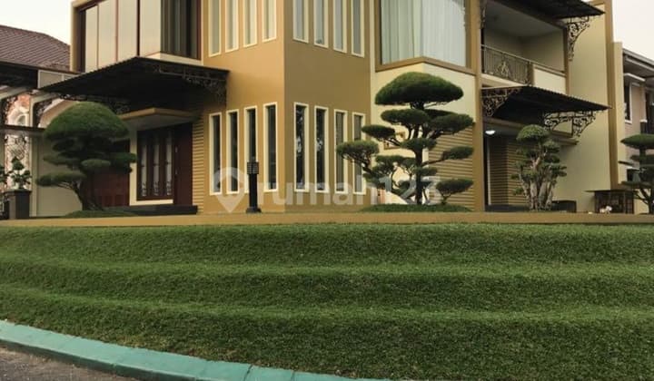 Luxury house in an elite area