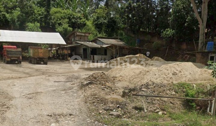 Tanan Pinggir Jalan Utama