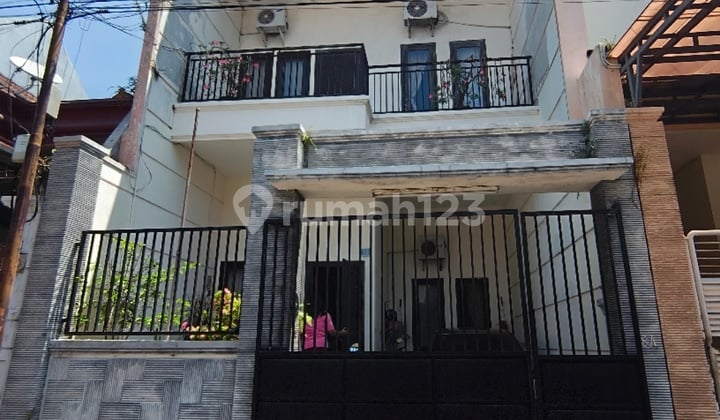 Rumah Cocok Dokter 5 Menit Sampai Rs Soetomo SHM di Mojokidul,Kec Gubeng Dekat Dharmahusada