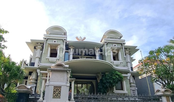 Golf View Mewah Graha Famili Bangunan Klasik Bagus Ada Pool