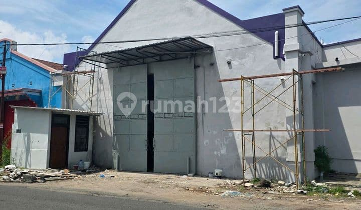 Gudang Ready Surabaya Utara di Kalimas Dekat Kembang Jepun, Pelabuhan Perak