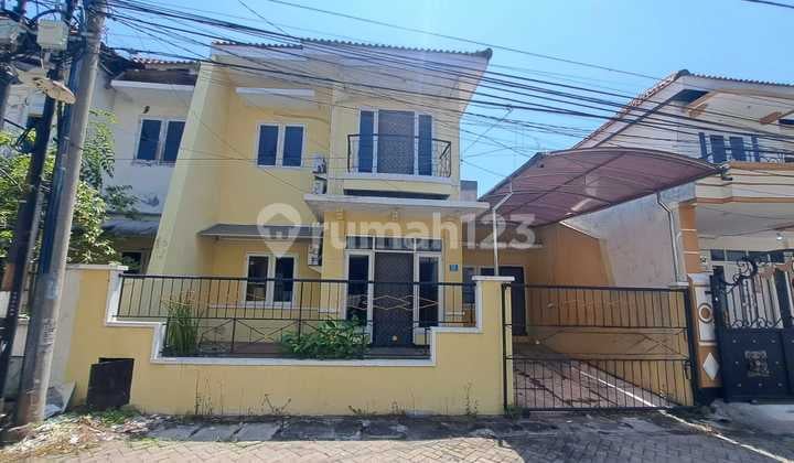 Rumah 2 LT Bagus 3Kt Semi Furnish Lebak Indah Dekat Raya Kenjeran Pakuwon City