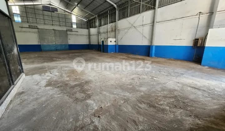 Warehouses are Rare in Kedinding Near Kenjeran and Kedung Cowek Surabaya