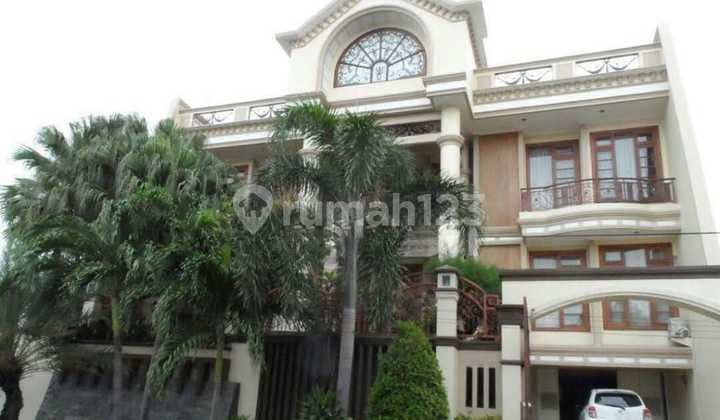 Rumah Klasik Terawat Margorejo Indah Surabaya Selatan Dekat Bandara, Tol