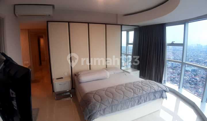 Luxury 3Br Apartment in Surabaya City Center Access to Tunjungan Plaza Tower One Icon, Surabaya