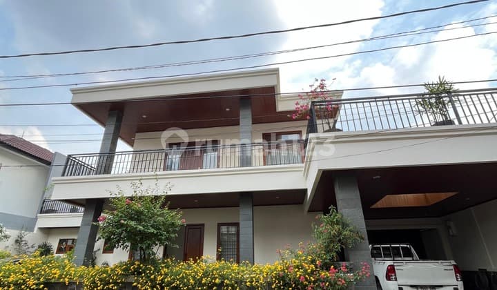 Rumah Super Luas Fully Furnished + Private Pool di Pejaten Barat