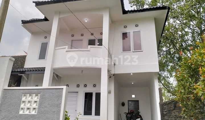 Di Jual Murah Dan Cepat Rumah Bangunan Bagus Lokasi Komplek Di Sariwangi Dekat Polban