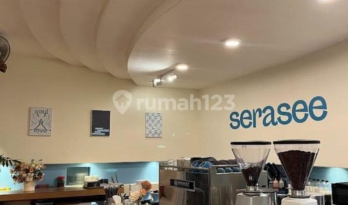 For Rent: Commercial Space at Sayap Riau Location