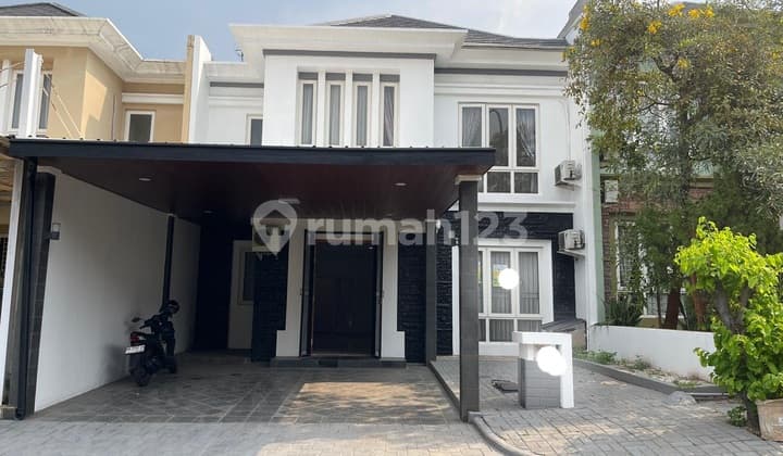 Rumah Mewah Siap Huni