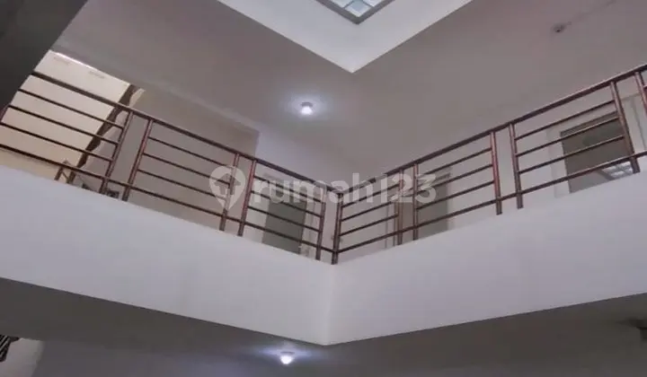 For Sale Ruko Am Sangaji Petojo Strategic Location Good Price