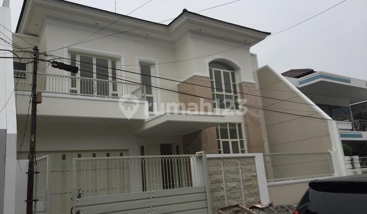 Rumah American Style Tengah Kota Rumah American Style Tengah Kota