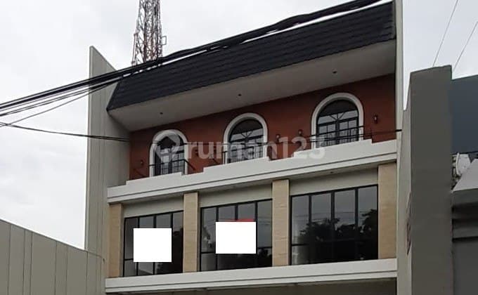 For Sale: Manukan Tama Shop House