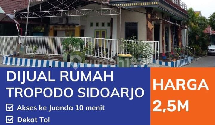 For sale hook house tropodo sidoarjo