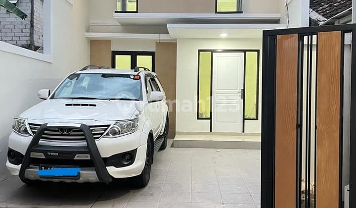 Rumah Baru Minimalis Modern Pakal Indah Timur Siap Huni