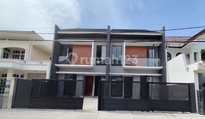 DIJUAL RUMAH BARU GRESS KERTAJAYA INDAH