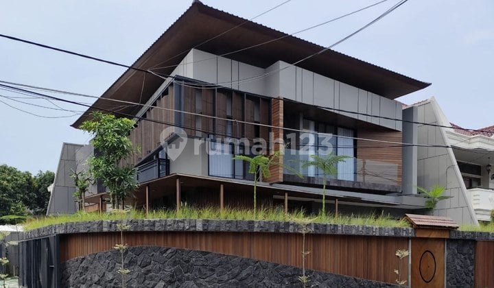DIJUAL RUMAH MEWAH MANYAR MODERN TROPICAL