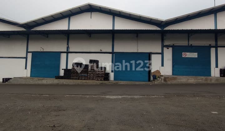 Sand Warehouse Jambu Karadenan Sukaraja, Bogor Regency