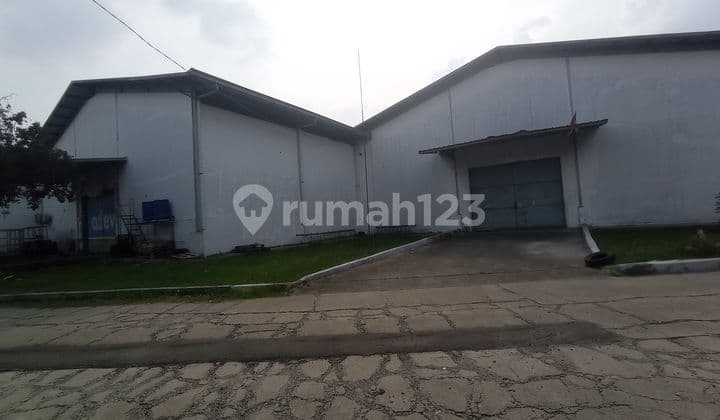 Gudang Kota Bogor di JL.Sholeh Iskandar kayu manis Tanah Sereal Kota Bogor