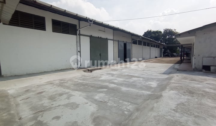 Gudang Sewa Depok Lb.1.650m2 Depok Nempel Jalan Utama