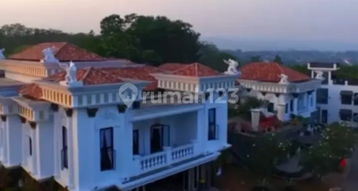 Dijual Villa Mewah 4.800 M2 Sentul City Viuw Pegunungan