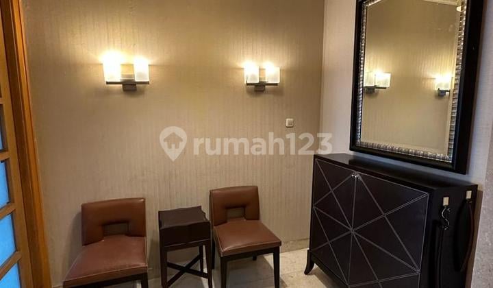 Apartemen Senayan Resident,tasya,yohanes