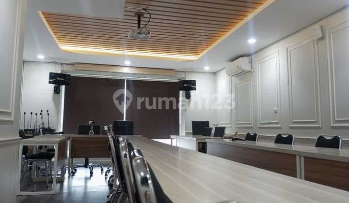 Ruko di Pondok Indah,Dadan Owr