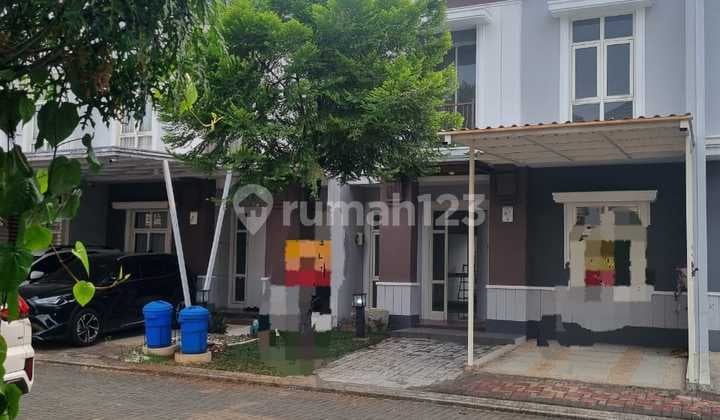 rumah di the savia,atiek