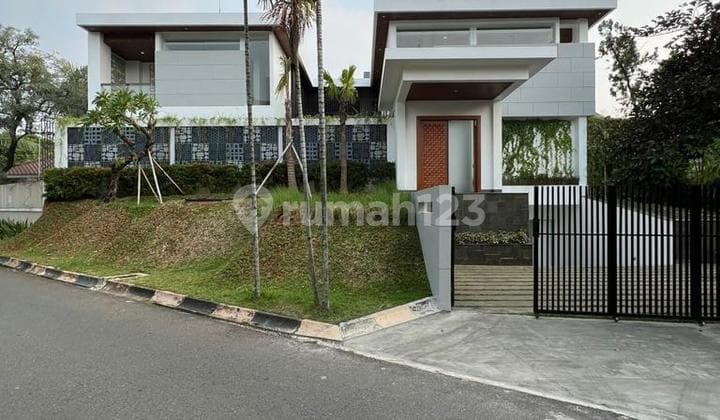 house in pondok indah, ridho owr
