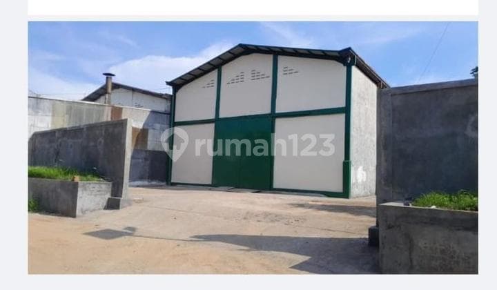 gudang di kosmbi jakarta barat,aini