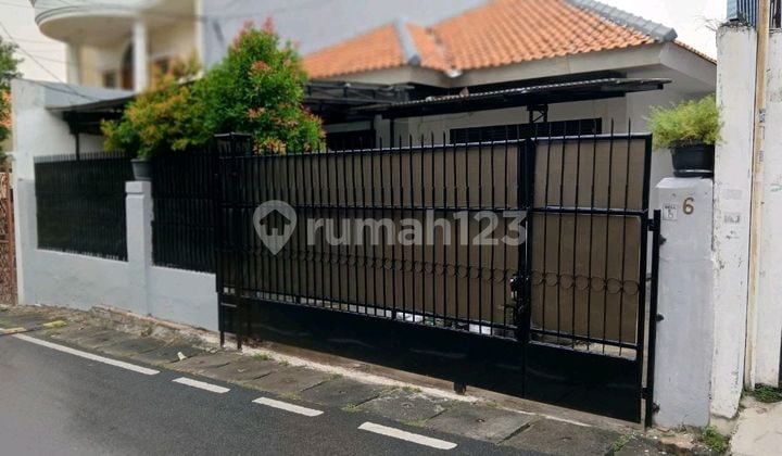 Rumah Di Pejompongan Jak Pusat Di Sewa.ilham Owr