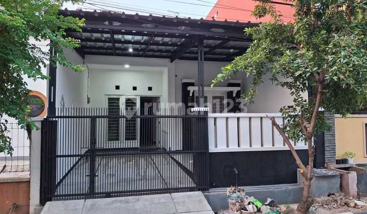 Disewakan rumah 2 lantai diperum duta bumi 3 harapan indah, bekasi