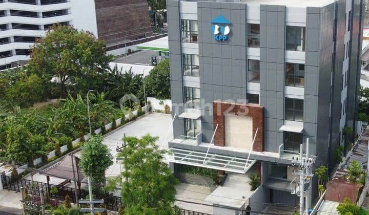 DISEWAKAN RUANG KANTOR DI EMBONG KENONGO - SURABAYA PUSAT