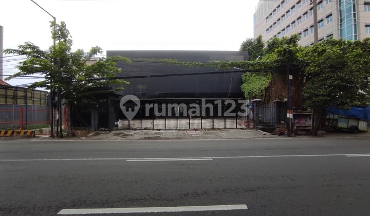 Dijual Gedung Di Raya Diponegoro - Surabaya
