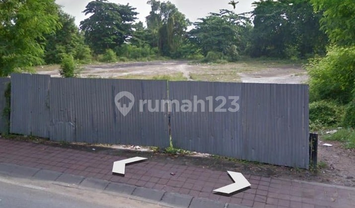 Tanah strategis dipinggir pantai