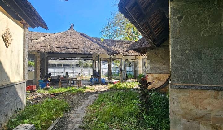 Can Lease Or Freehold Land At Main Road Seminyak Suitable For Comercial Place