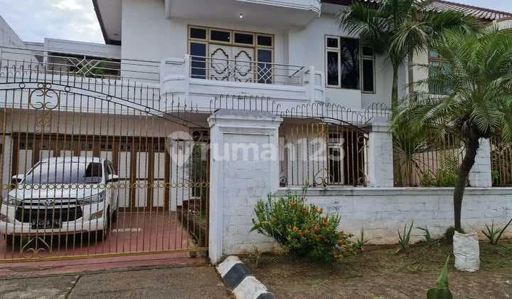 Rumah di Taman Modern 2 Lantai Siap Huni Dekat ke AEON Mall