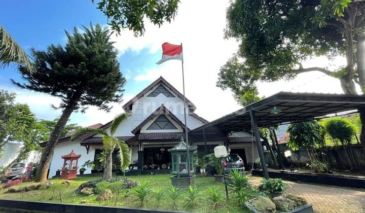 Classic Luxury House in Pondok Labu, South Jakarta